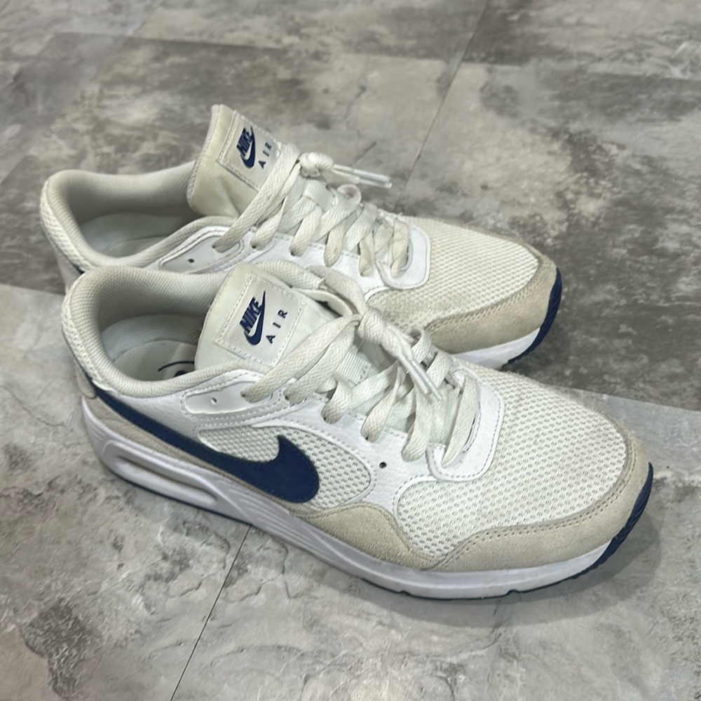 Nike white/royal air max